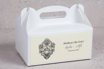 Ślubne pudełko prostokątne na ciasto weselne z kolekcji Moreno nr 4
