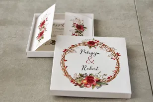 Eindrucksvolle Hochzeitseinladung in einer Schachtel - Pistazie Nr. 14 - Winter-Weihnachtskranz mit Rosen und Früchten