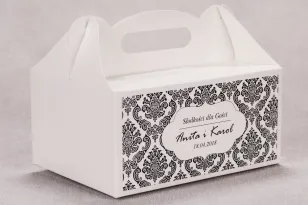 Ślubne pudełko na ciasto weselne prostokątne z kolekcji Madras nr 1 - czarne ornamenty