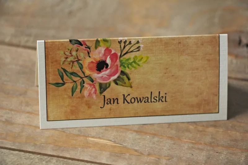 Rustykalne Winietki ślubne, wizytówki na stół weselny z kwiatami w stylu boho - Karmelowe nr 2 Rustykalne Winietki ślubne, wizytówki na stół weselny z kwiatami w stylu boho - Karmelowe nr 2