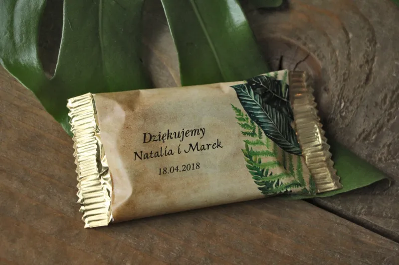 Zielone, rustykalne Ślubne Czekoladki z paprociami i zielonymi liśćmi w stylu greenery Zielone, rustykalne Ślubne Czekoladki z paprociami i zielonymi liśćmi w stylu greenery