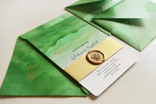 Zielone, akwarelowe zaproszenia ślubne ze stemplem lakowym i złoceniem