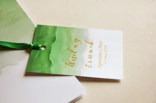 Grüne, aquarellierte Anhänger mit Vergoldung für Hochzeitsflaschen