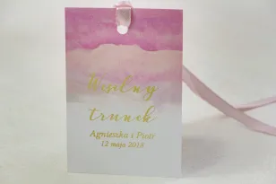 Rosafarbene Aquarellanhänger mit Vergoldung für Hochzeitsflaschen