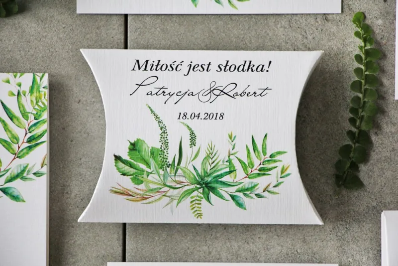 Pudełeczko poduszeczka na cukierki, podziękowania dla Gości weselnych - Pistacjowe nr 20 - Zielona polna trawa Pudełeczko poduszeczka na cukierki, podziękowania dla Gości weselnych - Pistacjowe nr 20 - Zielona polna trawa