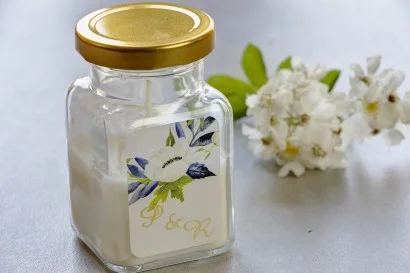  Świeczki w Szkle ze Złoconą Etykietą | Prezenty Dla Gości Wesele z Białymi Kwiatami 