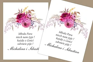Selbstklebende Etiketten für Hochzeit und Hochzeitsflaschen. Blumenmuster in intensiven Fuchsia-Farben