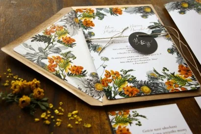 Kwiatowe Zaproszenia na Wesele w stylu Botanicznym | Unikalna Kompozycja Żółtych Kwiatów i Szarości