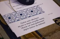 Wkładka do zaproszeń ślubnych Indygo | Hiszpański wzór