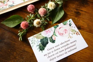 Hochzeitseinladungskarte mit Pastellmotiv, rosa Dahlien und Rosen