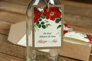 Zawieszki na butelki weselne - Grafika z czerwoną chińską różą oraz zielonymi gałązkami