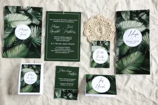 Botanische Hochzeitseinladungen im Etui mit Bananenblättern mit Accessoires und Danksagungen