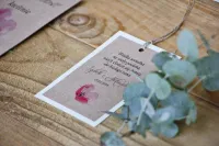 Zawieszki na Wódkę Weselną Różowy Mak | Amelia-Wedding.pl