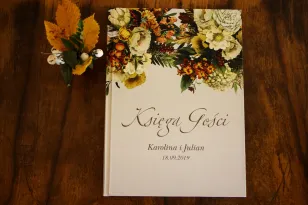 Hochzeitsgästebuch mit botanischem Blumenstrauß im Vintage-Stil