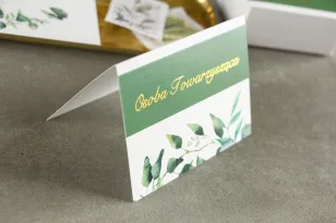 Hochzeitsvignetten mit Vergoldung. Grafik mit grünen Eukalyptusblättern