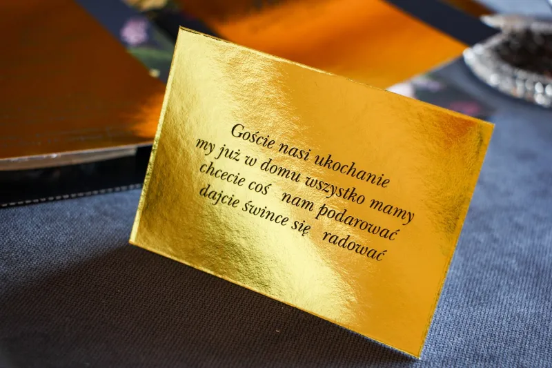 Złoty bilecik do zaproszeń ślubnych w stylu Glamour - Laura nr 1