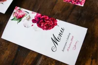 Menu Weselne z Piwoniami • Personalizowane Karty Dań na Stół