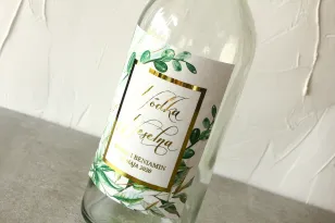 Etykiety samoprzylepne na butelki weselne w stylu Glamour z botanicznym motywem greenery