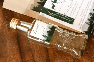 Hochzeitslikörflaschen als Dankeschön an die Gäste - Waldetikett mit Hirschgrafik