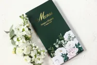 Eleganckie Menu Weselne Zielone Złocone | Białe Róże