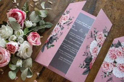 Eleganckie Zaproszenia na Wesele z Piwoniami i Różami w Pudrowym Różu | Ślubne Zaproszenia
