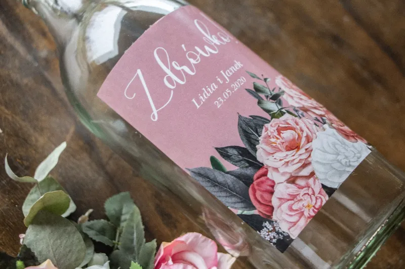 Ślubne Etykiety samoprzylepne na butelki w kolorze pudrowego różu