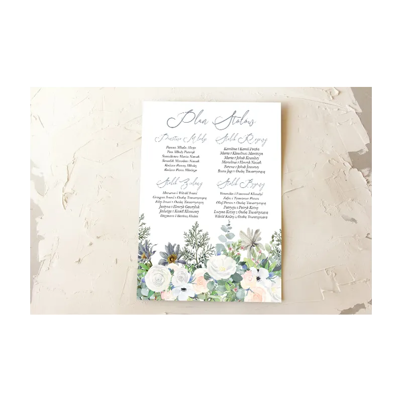 Ślubny Plan stołów z delikatnym, pastelowym motywem białych róż, cedru i liści eukaliptusa