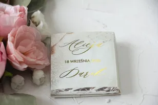 Dank der Hochzeitsgäste in Form von Milchschokolade, marmoriertes Deckblatt in Champagnerfarbe