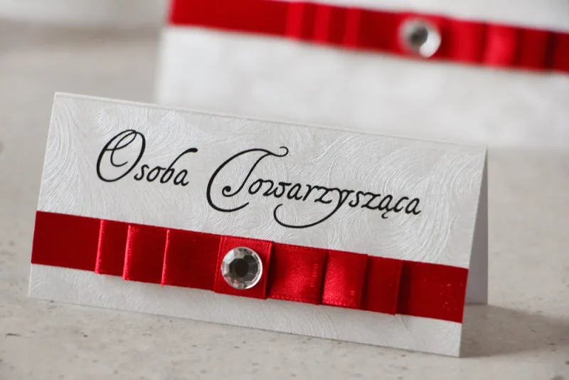 Winietki na stół weselny, ślub - Amaretto nr 2 - papier perłowe piórka, eleganckie, klasyczna czerwień, z cyrkonią Winietki na stół weselny, ślub - Amaretto nr 2 - papier perłowe piórka, eleganckie, klasyczna czerwień, z cyrkonią