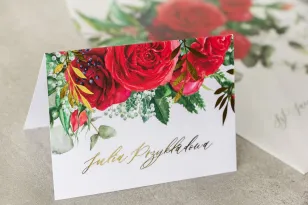 Florale Hochzeitsvignetten im Glamour-Stil mit goldenen Zweigen und weinroten Rosen