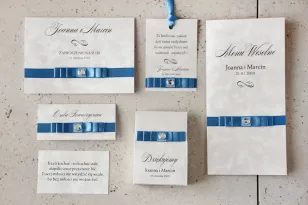 Zaproszenie ślubne z dodatkami - Amaretto nr 4 - Kokardka navy blue z cyrkonią