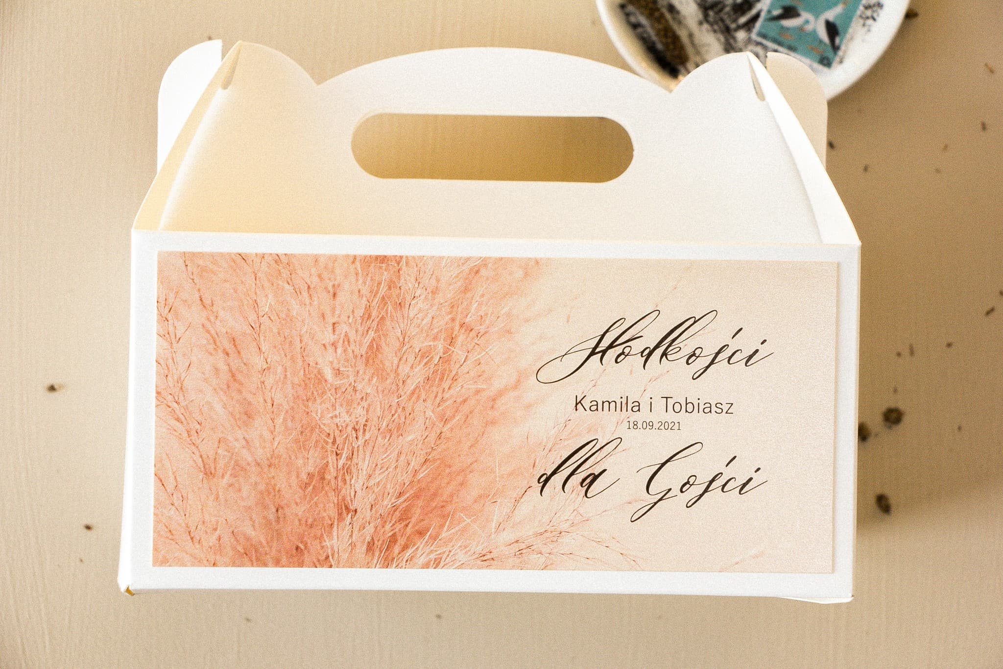 Boho Pampas Grass Wedding Cake Box | Wedding Favours | Opal No. 1