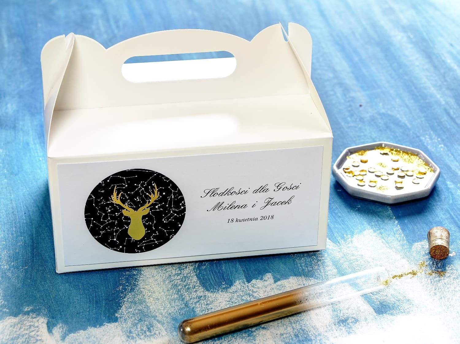 Boîte à gâteaux de mariage dorée. Cerf doré sur fond de constellation - Nuit Lunaire n° 6