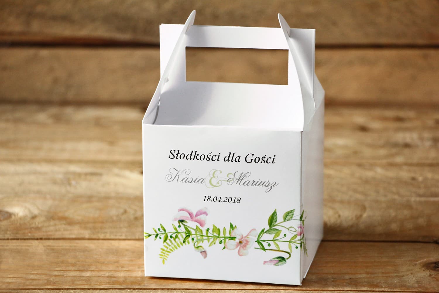 Boîte à gâteaux de mariage avec poignée, personnalisée | Emballage de gâteaux pour invités | Fleurs Peintes n° 26