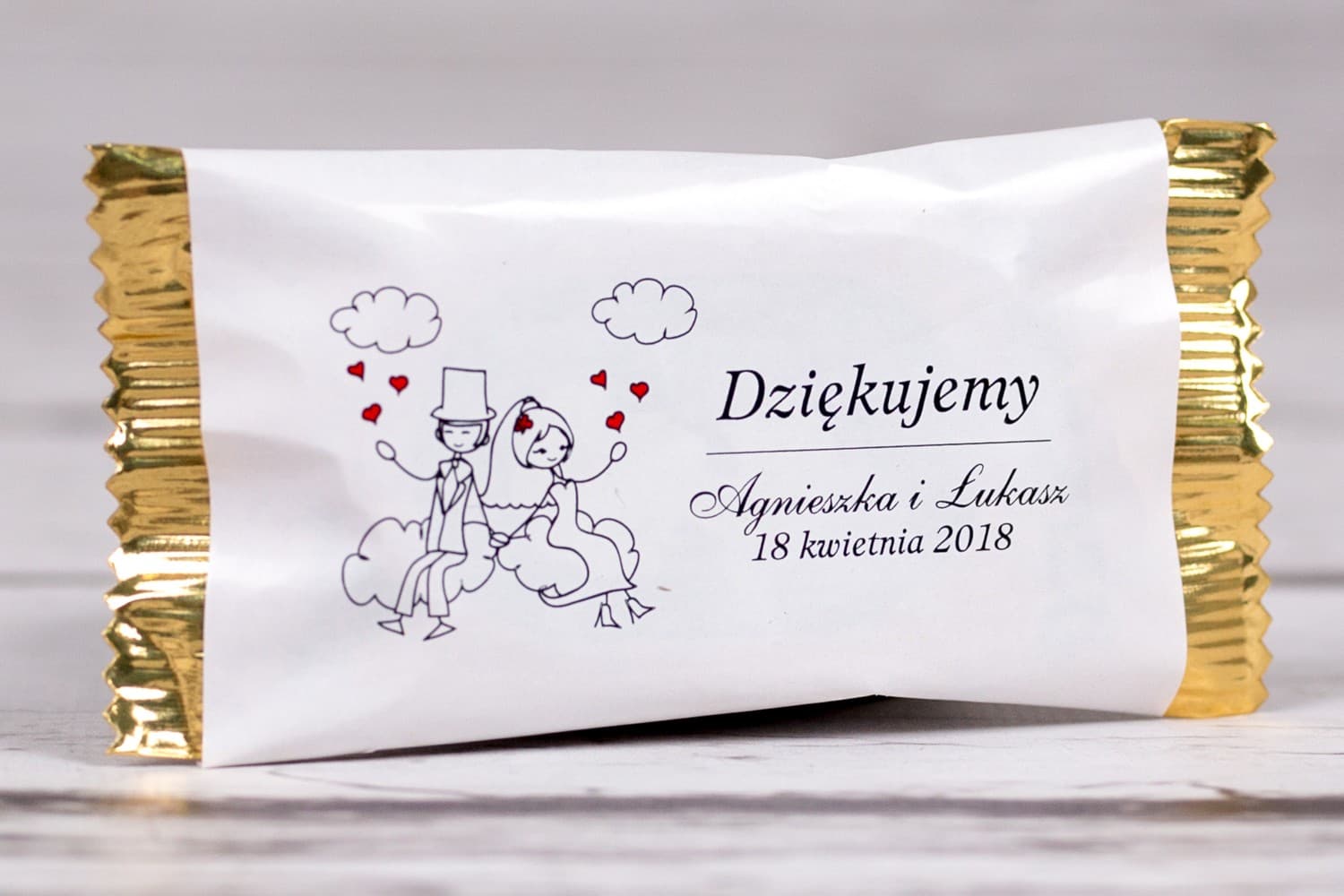 Bombones con ilustración de Novios, sabor advocaat | Dulces detalles para invitados de boda | Bueno n.º 3