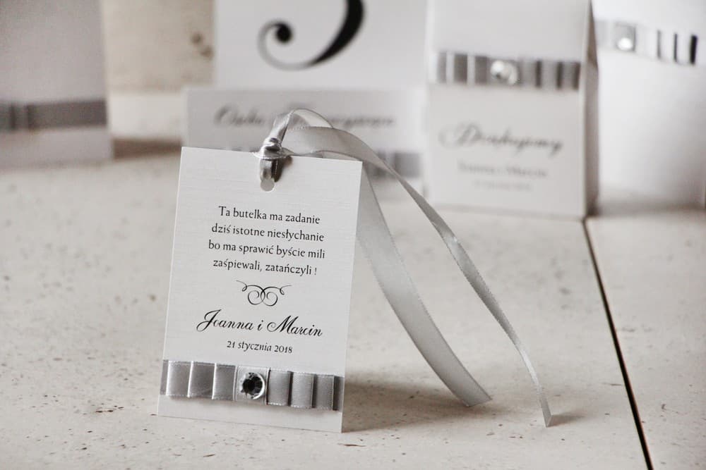 Elegant Wedding Bottle Tags with Cubic Zirconia and Triple Bow | Amaretto No. 3
