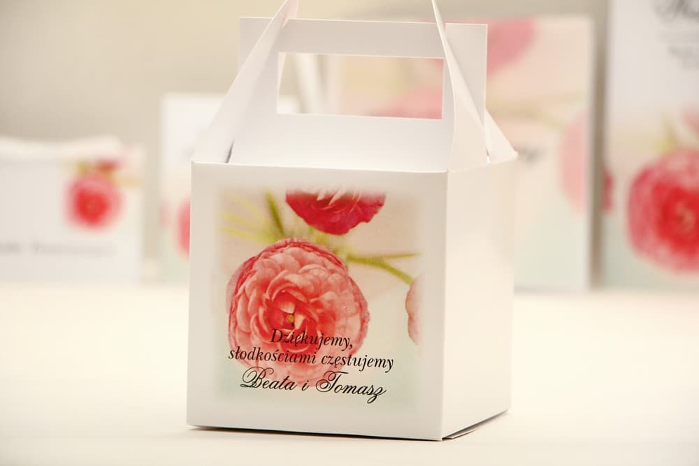 Caja de Pastel Personalizada con Ranúnculos | Embalaje para Detalles de Invitados | Elegant n.º 27