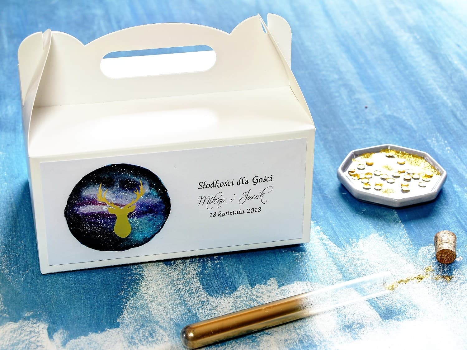 Caja Dorada para Tarta de Boda con Ciervo | Embalaje Elegante para Invitados | Noche de Luna nº 8