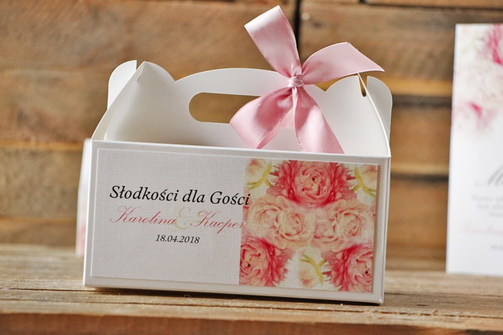 Caja para Pastel de Boda con Peonía Rosa y Lazo | Embalaje Personalizado para Dulces | Acuarela nº 9