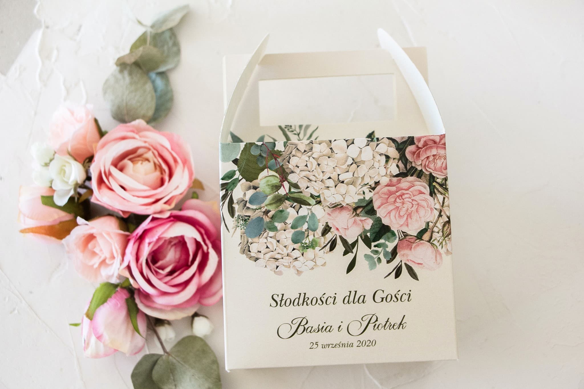 Caja para Pasteles con Peonía y Hortensia | Empaque Personalizado para Agradecimiento a los Invitados | Korani n.º 1