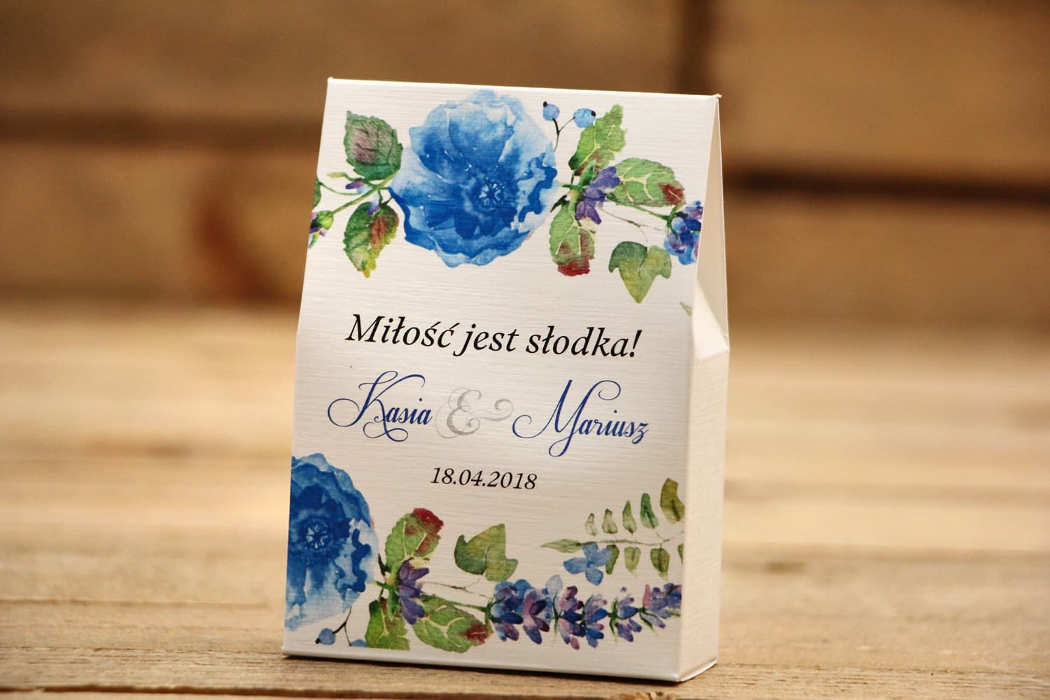 Cajitas con caramelos para agradecimiento a los invitados | Detalles de Boda Flores Azules | Flores Pintadas nº 13