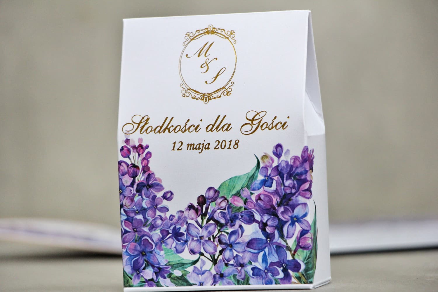 Cajitas Doradas con Lilo Violeta | Detalles Personalizados para Invitados de Boda | Sorento n.º 11