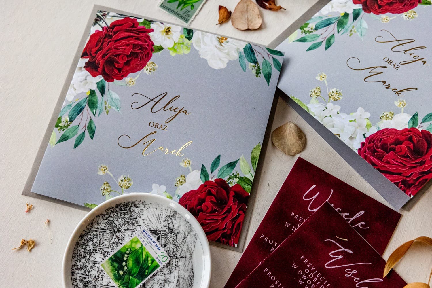 Ensemble d'invitation de mariage glamour avec carton en velours saphir