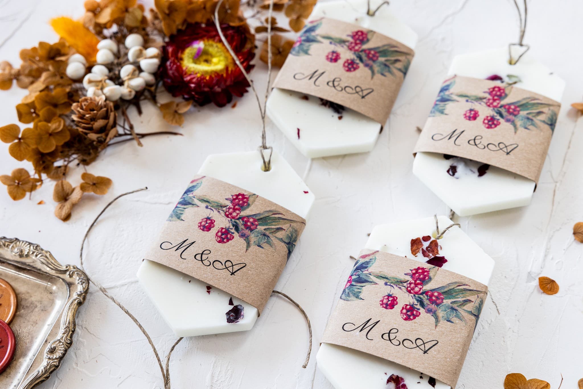 Detalle para invitados rústico con cera de soja y moras