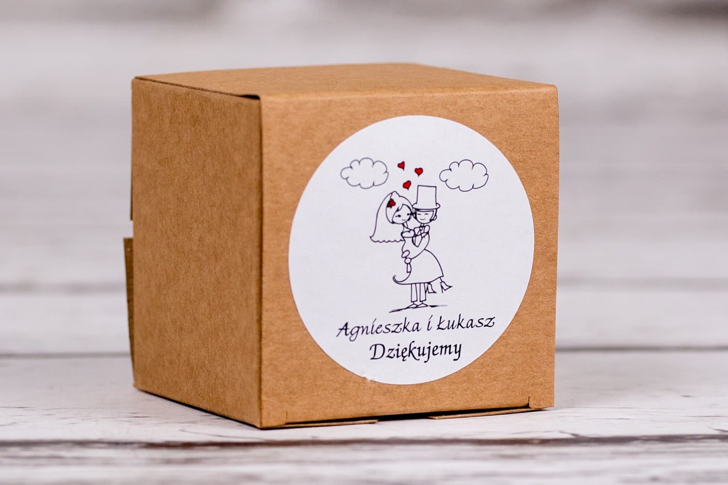 Eco Favour Boxes with Bride & Groom Illustration 6x6 | Wedding Sweet Boxes | Eco Bueno No. 8