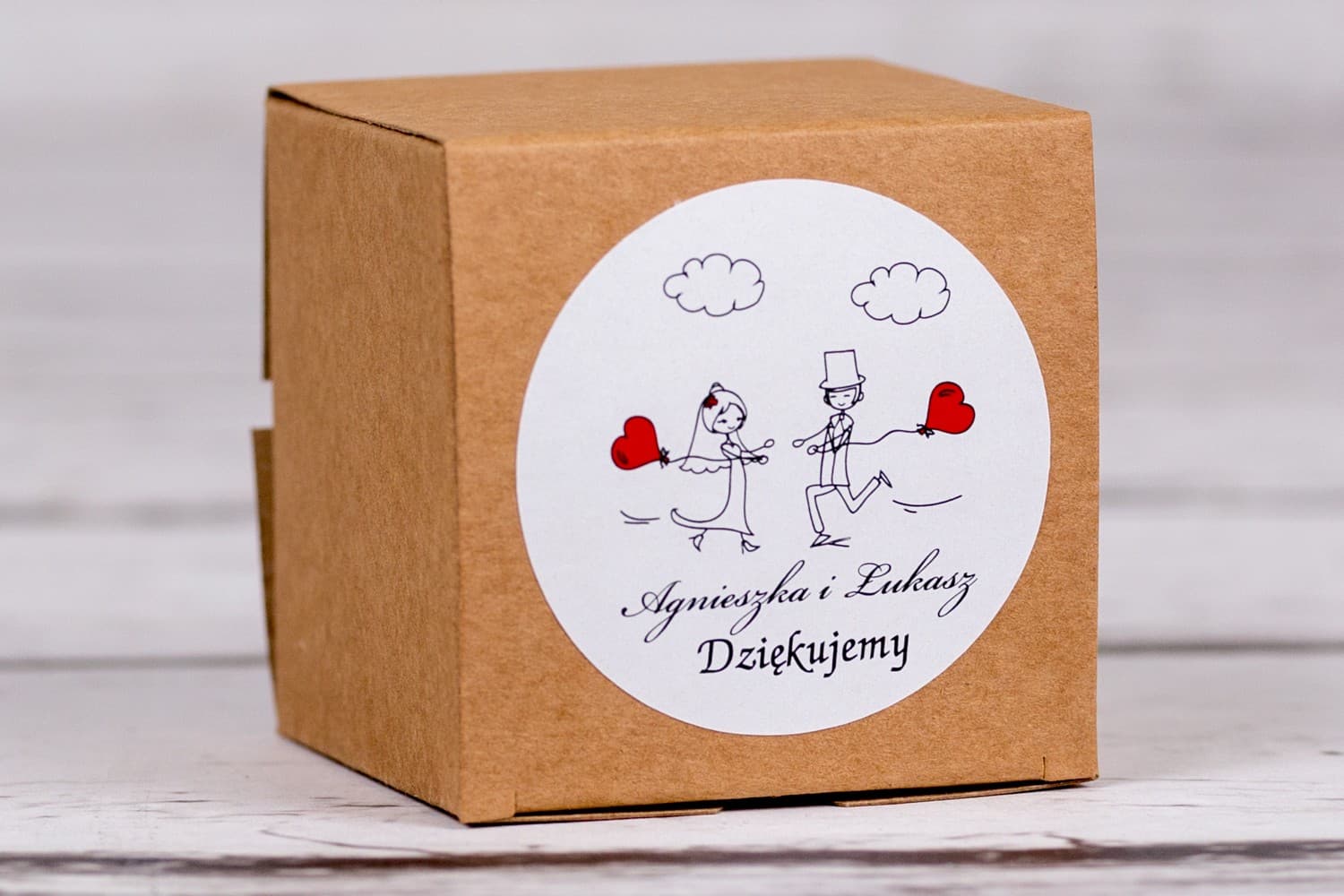 Eco Wedding Favour Boxes with Bride, Groom & Balloons | Eko Bueno No. 5