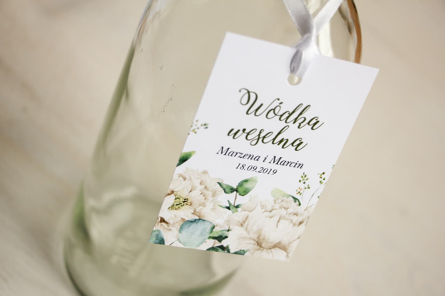 Eleganti Etichette per Bottiglie Vodka Nuziale con Peonie | Decorazioni per Alcol in Stile Greenery | Aurum n. 3