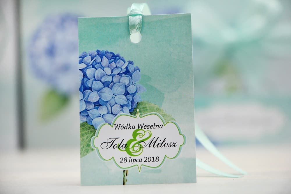 Etiquetas para Botellas con Hortensia Azul y Fondo Menta, Textos Personalizados | Felicja nº 16