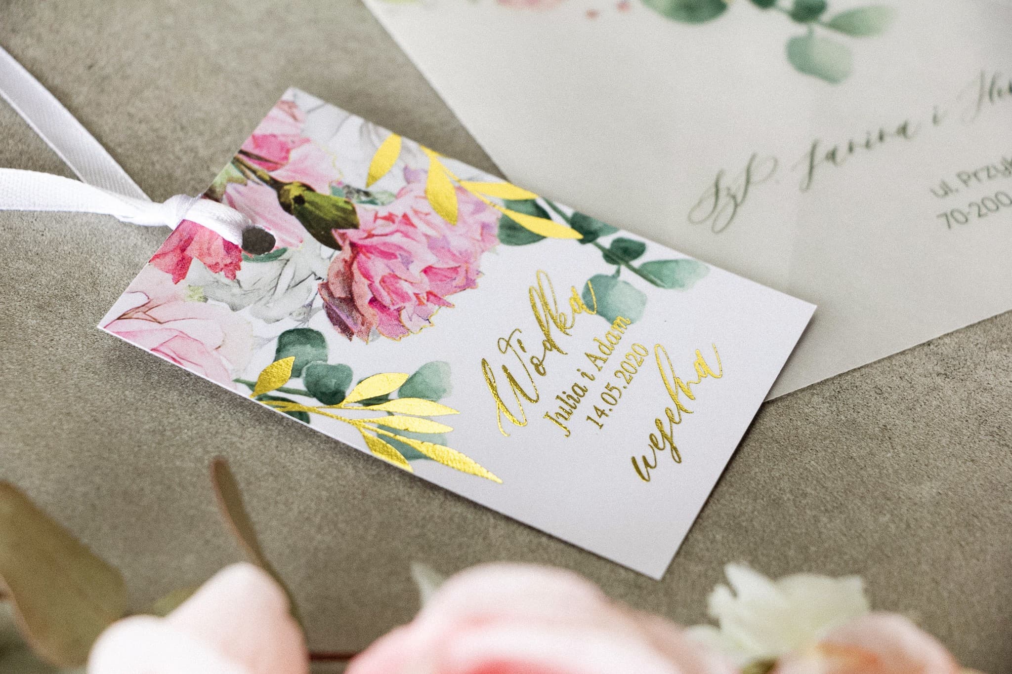 Etiquetas para Boda Rubin n.º 9 – Doradas con Motivo Floral