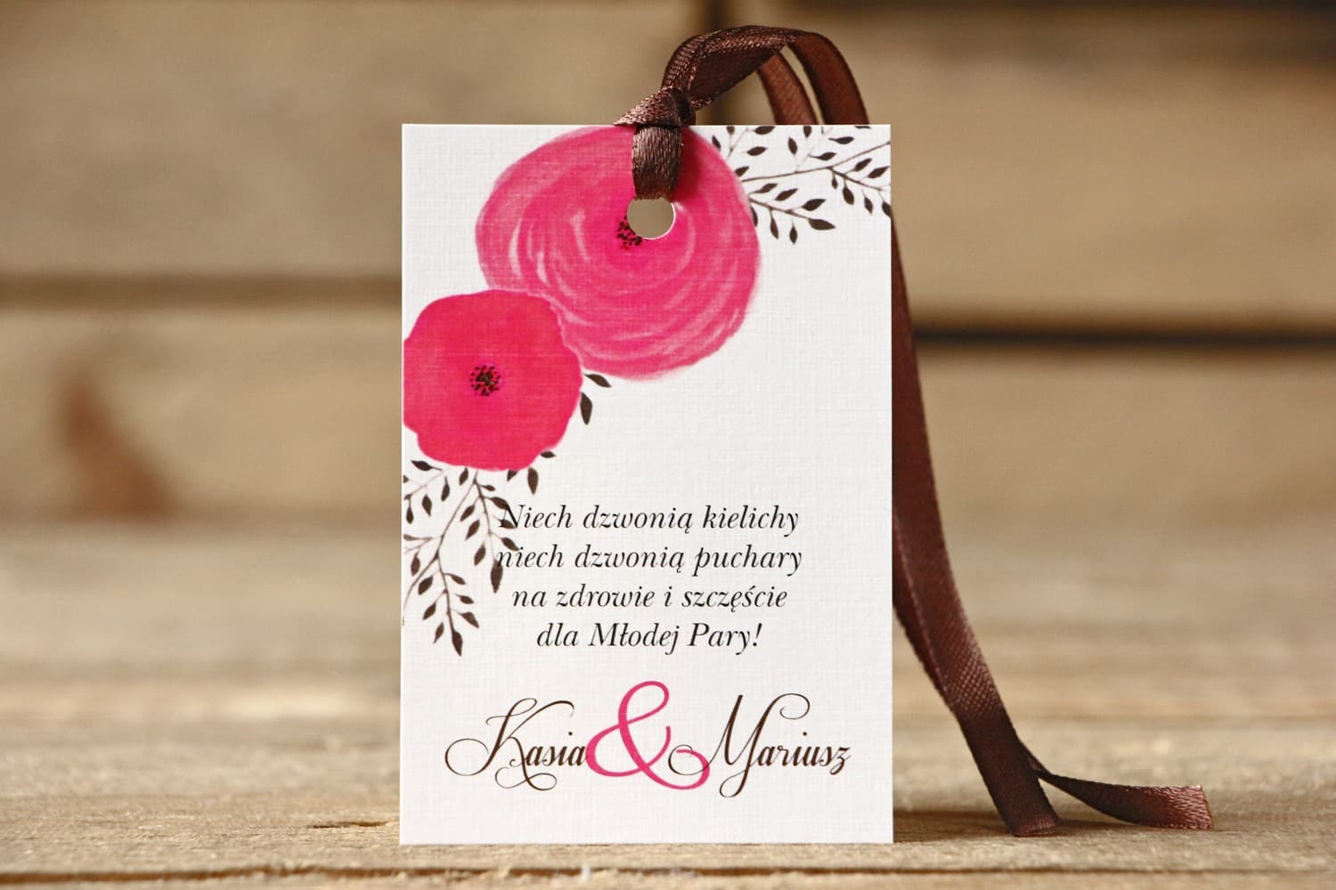 Etiquetas para botellas de vodka con flores de amaranto | Etiquetas personalizadas para alcohol de boda | Flores Pintadas nº 19